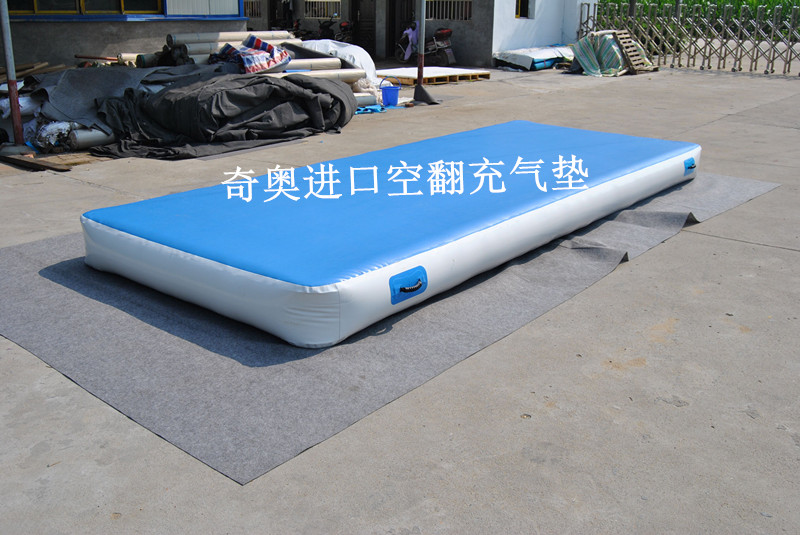 跆拳道进口空翻气垫